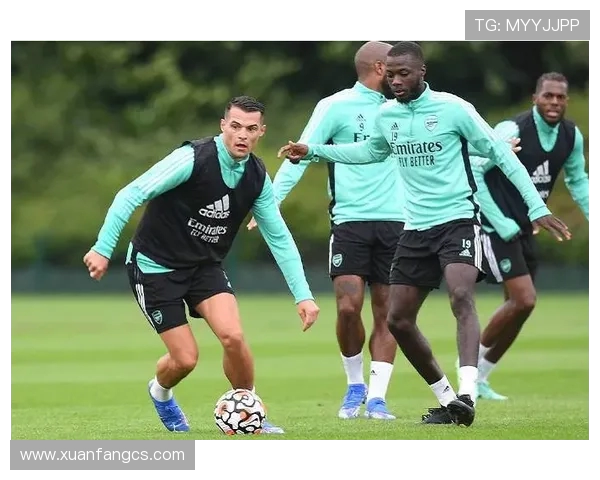 肖穆罗多夫获美职联报价 罗马放行态度明确(2)